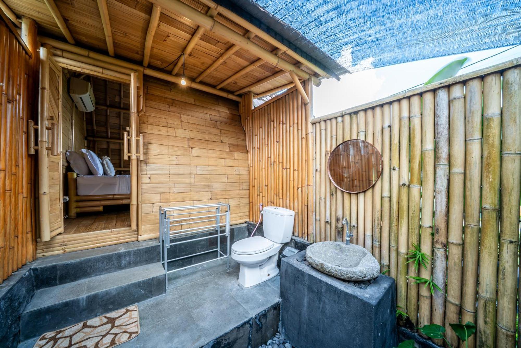 Tegal Bamboo Cottages & Private Hot Spring Baturaja  Екстериор снимка
